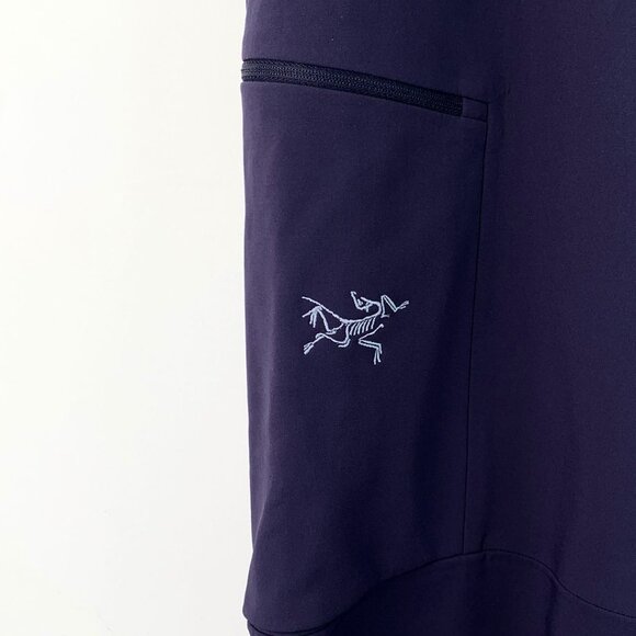 IM0269 Archaeopteryx ARC'TERYX Gamma Mx Dark Blue Logo Print Casual Straight Tro - Picture 4 of 9